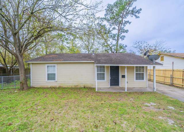Property at 6534 Mohawk St, Houston, TX 77016, 3 beds, 1 bath