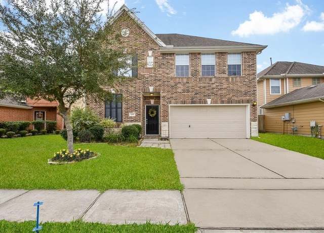 Property at 1193 Stallion Rdg, Alvin, TX 77511, 3 beds, 2.5 baths