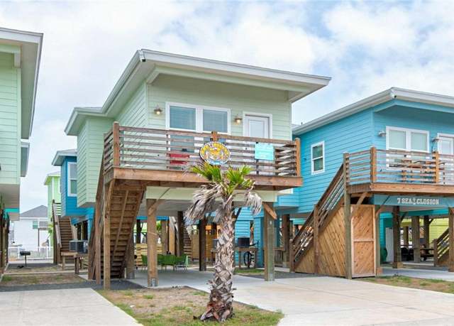 Property at 1924 S 11th St #8, Port Aransas, TX 78373, 2 beds, 1 bath