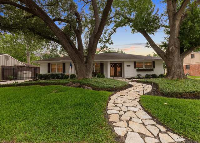 Property at 10707 Atwell Dr, Houston, TX 77096, 3 beds, 2 baths