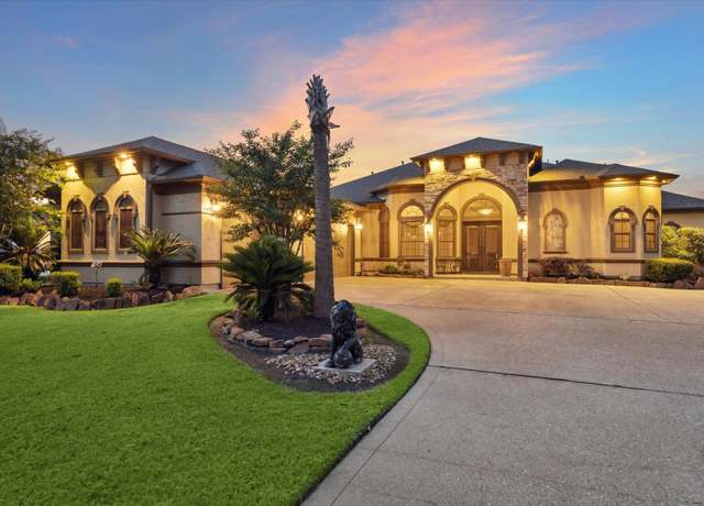 Property at 706 Saddle Creek Farms Dr, Crosby, TX 77532, 4 beds, 3.5 baths