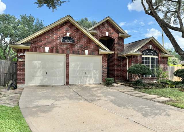 Property at 4710 Topaz Trail Dr, Sugar Land, TX 77479, 3 beds, 2 baths