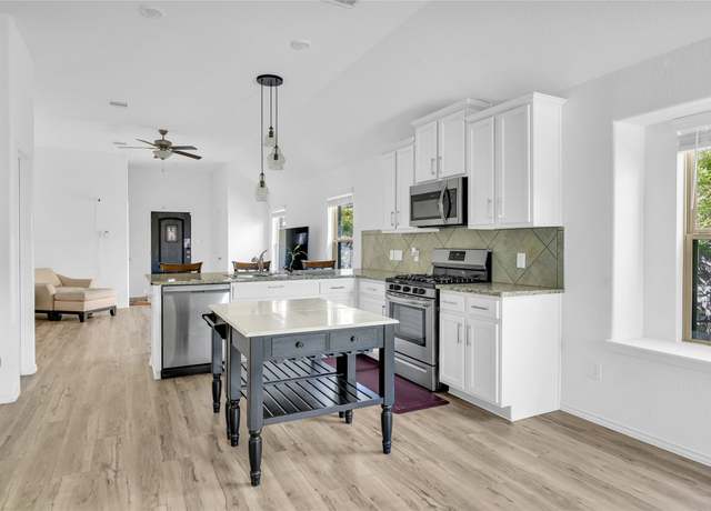 Property at 18406 Hilltop Climb Dr, Hockley, TX 77447, 3 beds, 2 baths