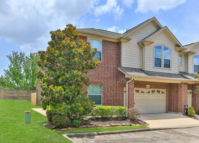 Property at 10903 Paterno Dr, Houston, TX 77064, 3 beds, 2.5 baths