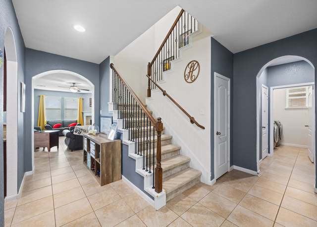 Property at 6215 Oxford Lake Dr, Rosenberg, TX 77471, 4 beds, 3.5 baths
