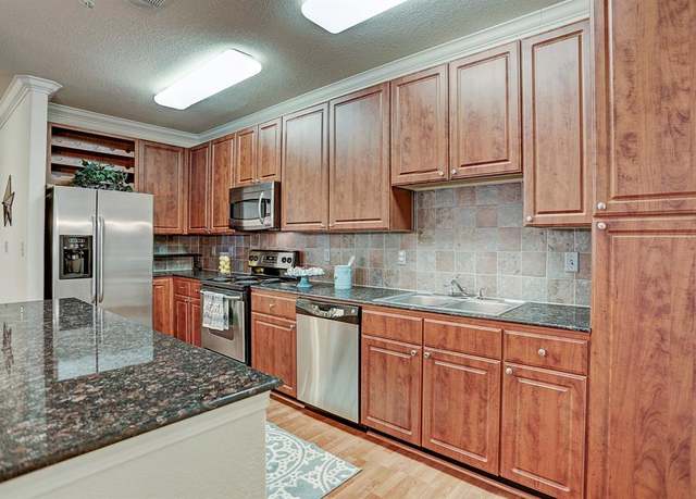 Property at 1711 Old Spanish Trl #438, Houston, TX 77054, 2 beds, 2 baths