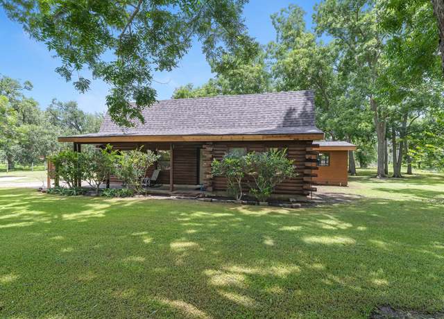 Property at 16155 County Road 946, Brazoria, TX 77422, 4 beds, 2 baths