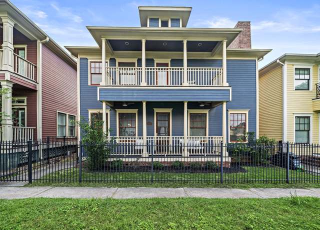 Property at 1307 W 25th St Unit B, Houston, TX 77008, 3 beds, 2.5 baths
