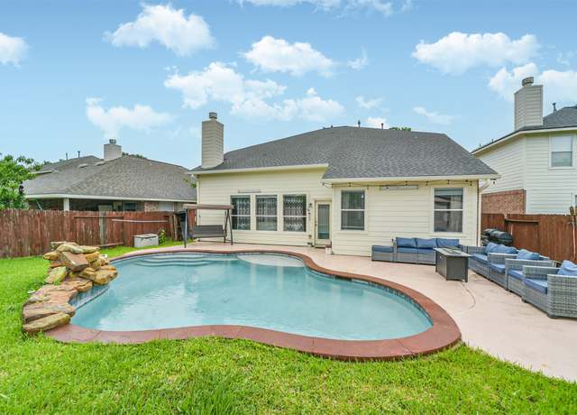 Property at 24619 Hampton Lakes Dr, Katy, TX 77493, 4 beds, 2.5 baths