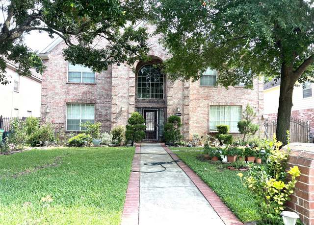 Property at 13518 Oak Bend Forest Dr, Houston, TX 77083, 5 beds, 2.5 baths