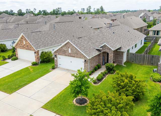 Property at 32070 Quail Terrace Ln, Conroe, TX 77385, 3 beds, 2 baths