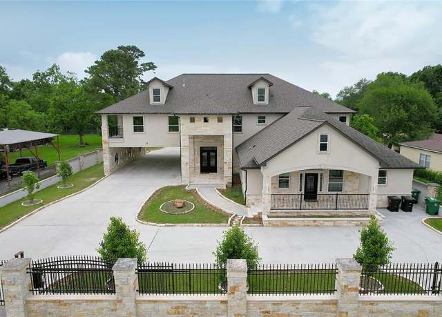 Property at 5726 Martha Ln, Houston, TX 77032, 10 beds, 10 baths