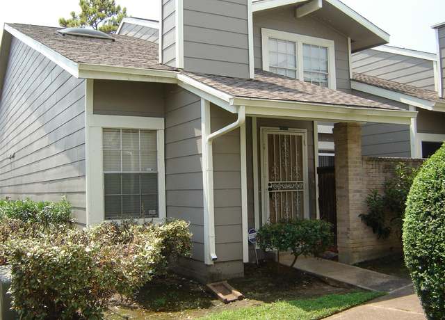 Property at 12111 Lemon Ridge Ln #121, Houston, TX 77035, 2 beds, 2 baths