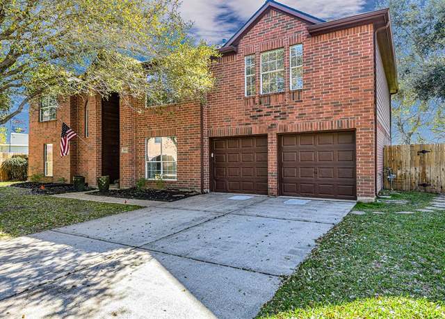 Property at 5933 Whispering Lakes Dr, Katy, TX 77493, 5 beds, 3.5 baths