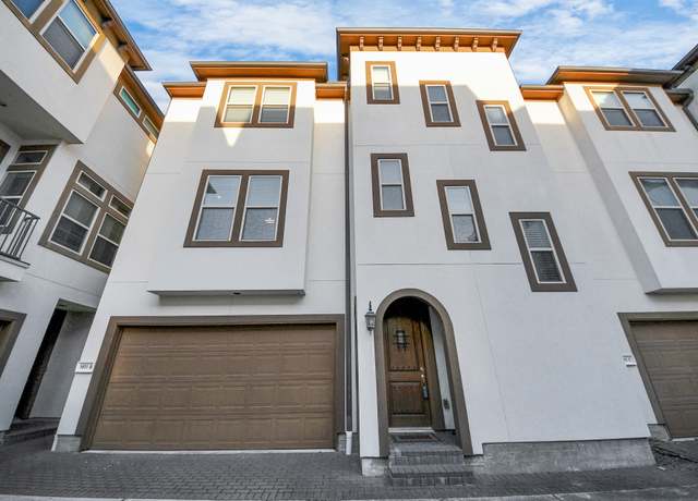 Property at 1031 W 21st St Unit B, Houston, TX 77008, 3 beds, 3.5 baths