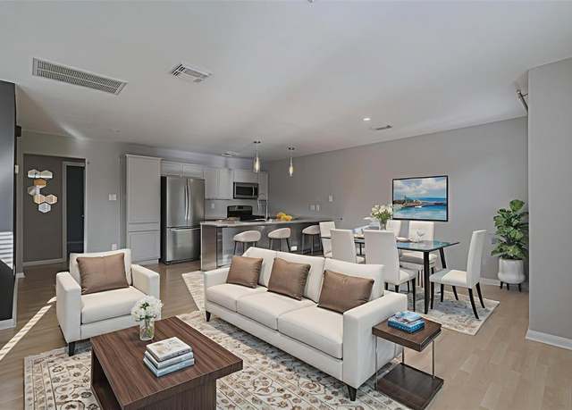 Property at 1101 Saulnier St, Houston, TX 77019, 3 beds, 2 baths