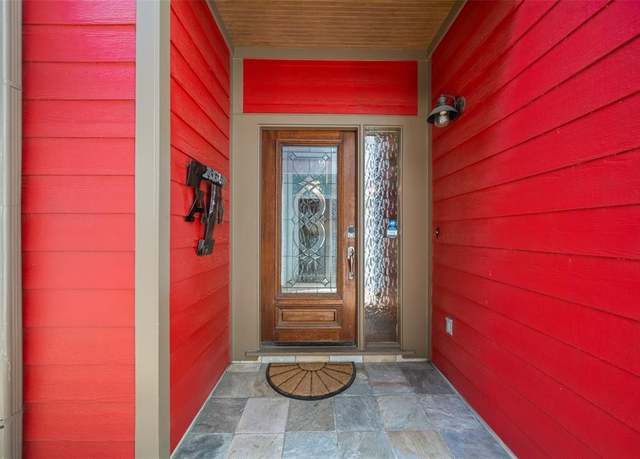 Property at 1529 Prince St, Houston, TX 77008, 3 beds, 2.5 baths
