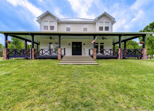 Property at 600 Chisolm Trl, Simonton, TX 77476, 5 beds, 5.5 baths