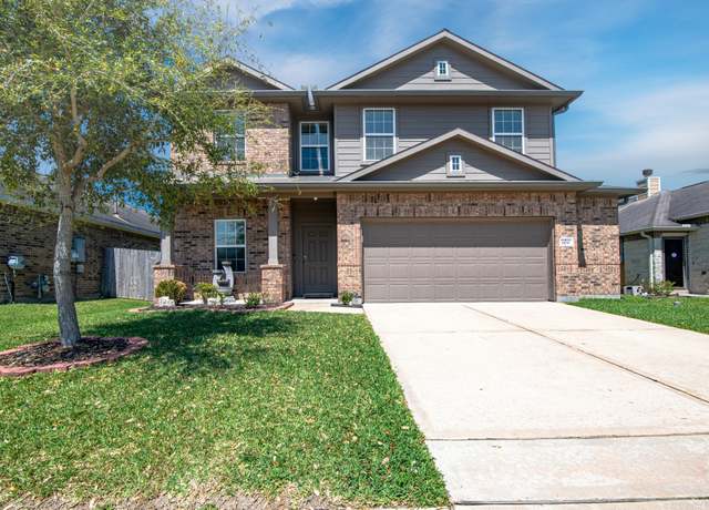 Property at 1100 Lasso Ct, Alvin, TX 77511, 4 beds, 2.5 baths