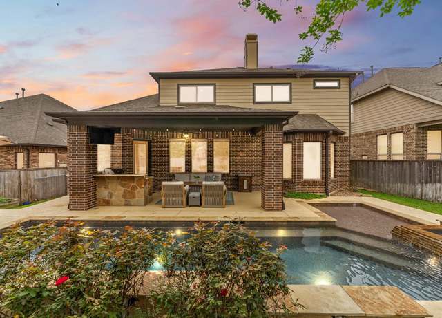Property at 47 Hearthshire Cir, The Woodlands, TX 77354, 4 beds, 3.5 baths