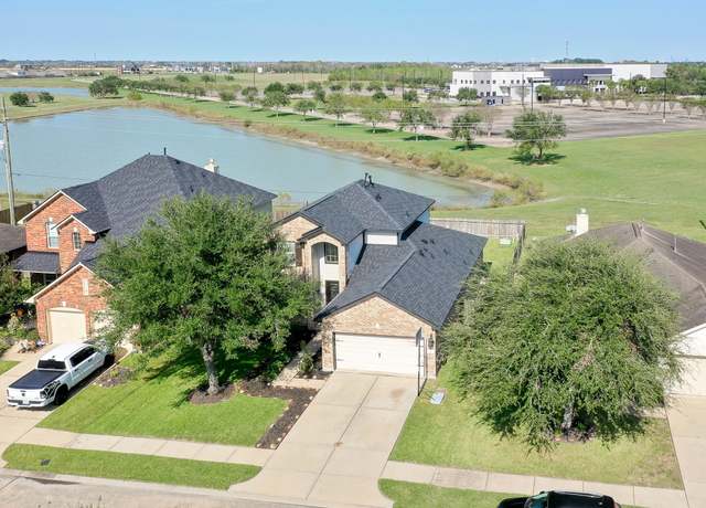 Property at 81 San Simeon Dr, Manvel, TX 77578, 4 beds, 2.5 baths