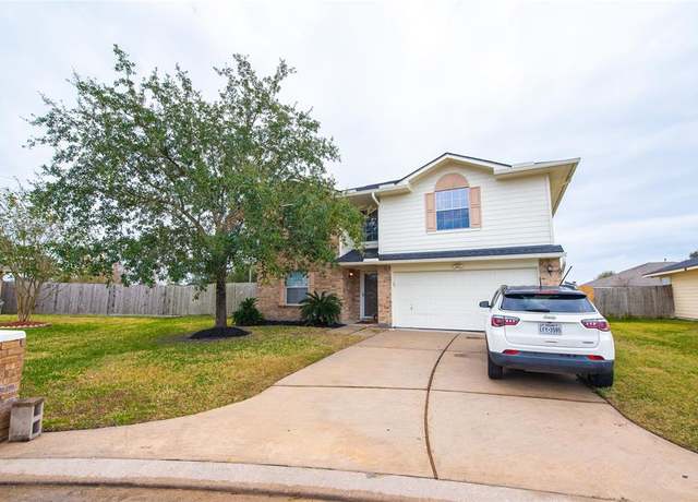 Property at 7707 Kempsey Ln, Houston, TX 77040, 3 beds, 2.5 baths