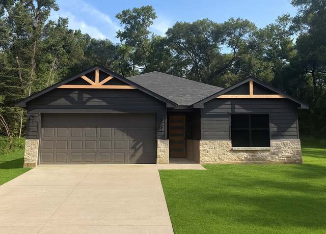Property at 174 County Road 3669c, Splendora, TX 77327, 4 beds, 2 baths