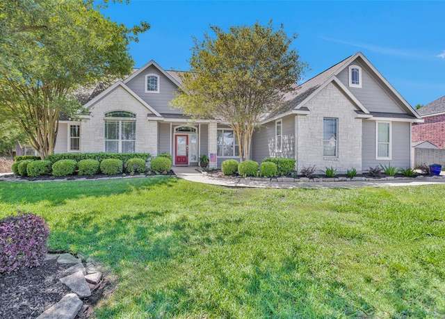Property at 291 Berkley Dr, Montgomery, TX 77356, 4 beds, 3 baths