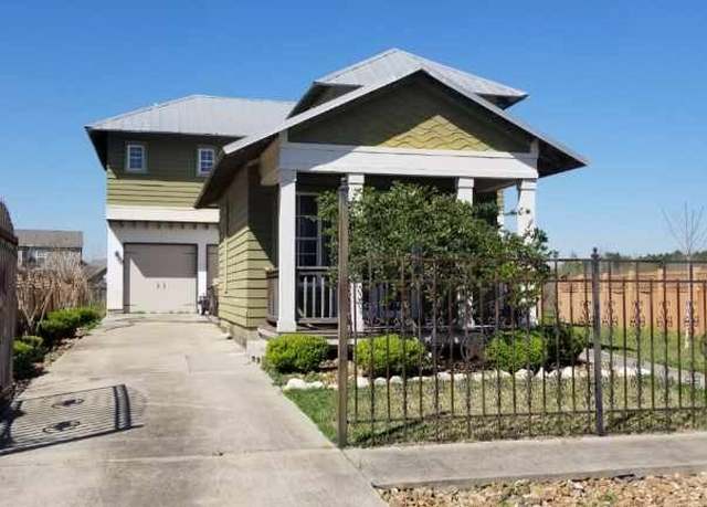 Property at 9926 Crescent Cove Dr, Montgomery, TX 77356, 4 beds, 3.5 baths
