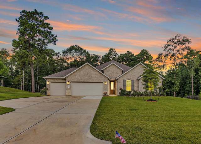 Property at 118 Jim Hall Ln, New Waverly, TX 77358, 4 beds, 2 baths