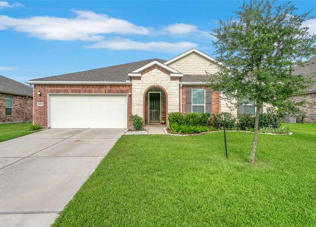 Property at 3806 Canterbury Park Dr, Pearland, TX 77584, 4 beds, 2 baths