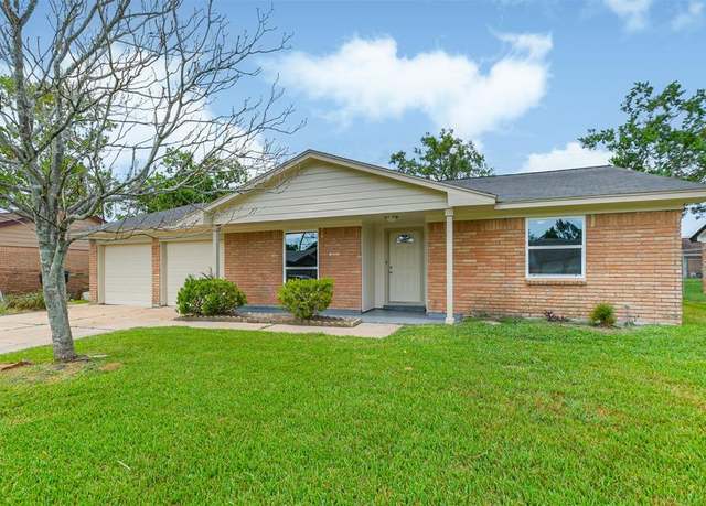 Property at 4314 Woodmont Dr, Houston, TX 77045, 3 beds, 2 baths