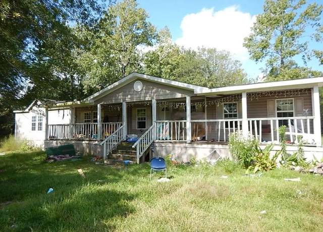 Property at 9861 Highway 87 N, Orange, TX 77632, 4 beds, 2 baths