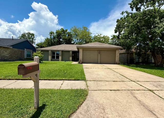 Property at 1133 Willow Creek Dr, La Porte, TX 77571, 3 beds, 2 baths