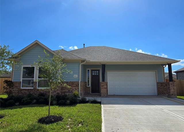 Property at 1613 Carefree Cir, Seabrook, TX 77586, 3 beds, 2 baths