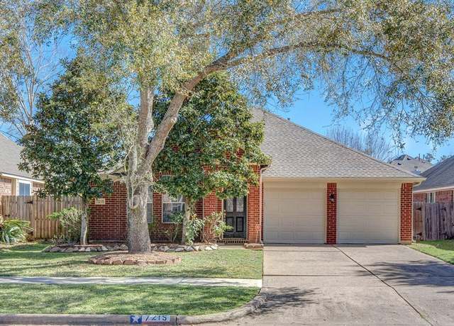 Property at 7215 Bethany Bay Dr, Missouri City, TX 77459, 3 beds, 2 baths