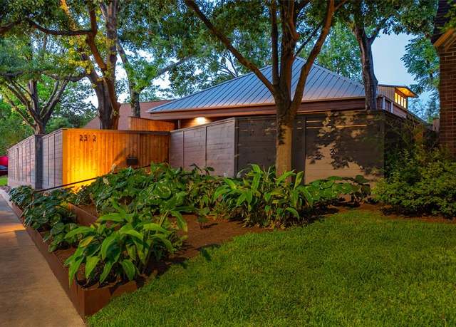 Property at 2312 Watson St, Houston, TX 77009, 3 beds, 2 baths