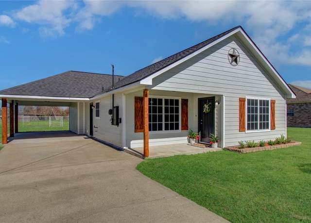 Property at 15207 Hummingbird St, Baytown, TX 77523, 3 beds, 2 baths