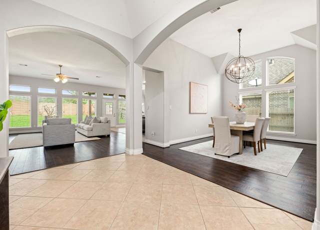 Property at 2314 Laurel Loch Ln, Pearland, TX 77584, 4 beds, 2 baths