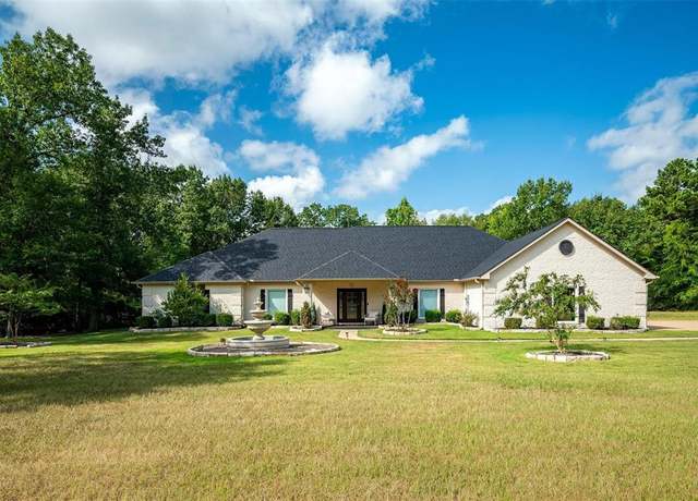 Property at 11348 Grand Harbor Blvd, Montgomery, TX 77356, 4 beds, 3.5 baths