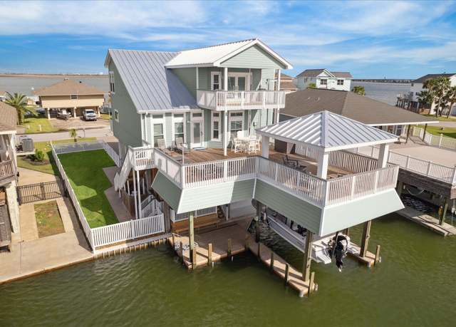 Property at 1335 Outrigger, Tiki Island, TX 77554, 4 beds, 3.5 baths