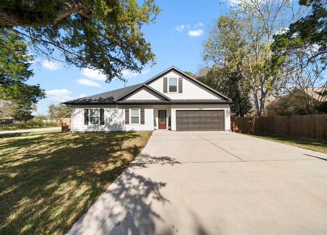 Property at 11854 E 22nd St, Santa Fe, TX 77510, 4 beds, 2 baths