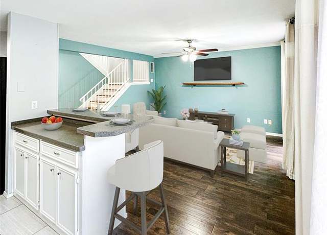 Property at 3502 Burlington St #12, Houston, TX 77006, 3 beds, 2 baths