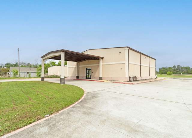 Property at 815 Massey Tompkins Rd, Baytown, TX 77521