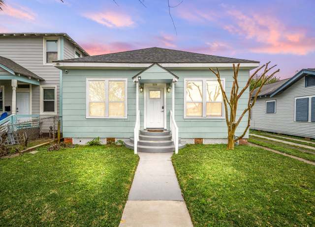 Property at 3529 Avenue S, Galveston, TX 77550, 2 beds, 2 baths