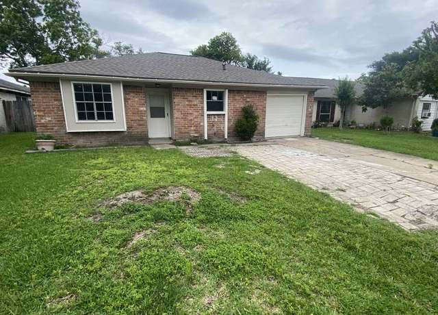 Property at 3306 Trail Lake Dr, Houston, TX 77045, 3 beds, 2 baths