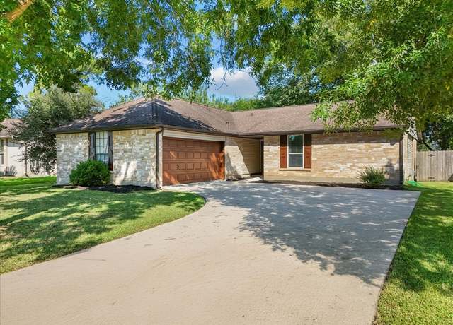 Property at 11211 Camphorwood Dr, Houston, TX 77089, 3 beds, 2 baths