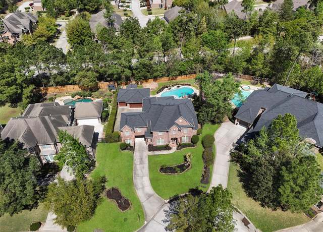 Property at 34 N Veilwood Cir, The Woodlands, TX 77382, 5 beds, 4.5 baths