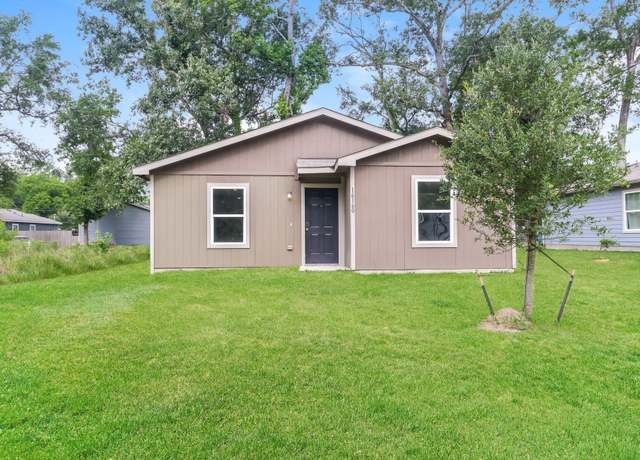 Property at 16160 Brettwood Ln, Splendora, TX 77372, 3 beds, 2 baths