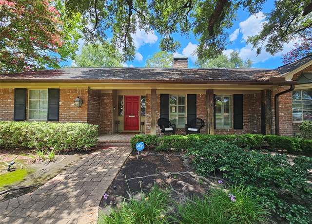 Property at 808 Chimney Rock Rd, Houston, TX 77056, 3 beds, 2.5 baths